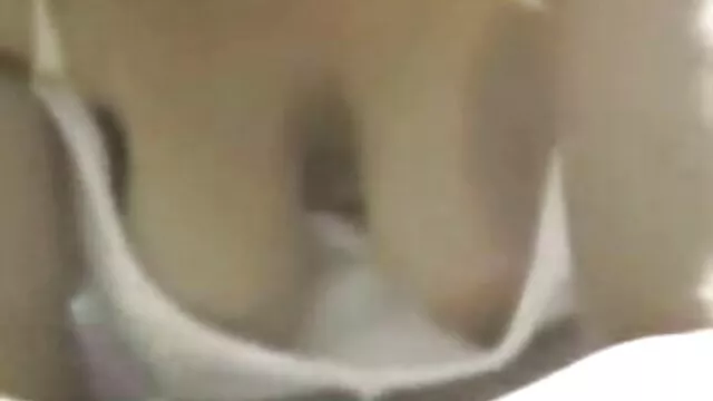 أم تضرب فرنك بلجيكي لابنتها أثناء سكس محرمات اجنبي دراستها!