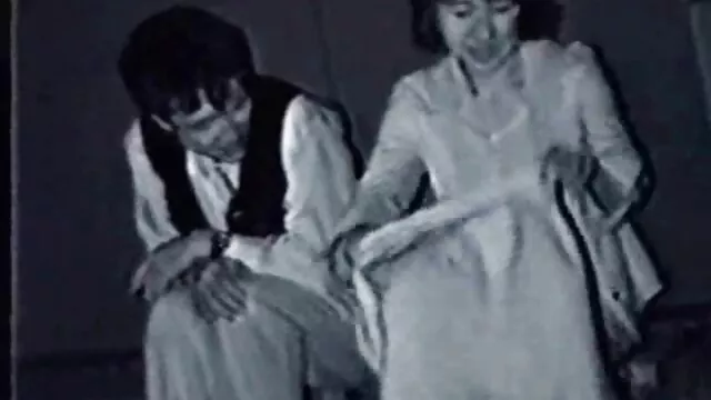 بيانو سكس محارم اجنبي وقضيب للطالبة الجميلة ليلى فيورا