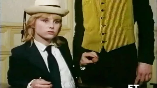 سيندي فرنك بلجيكي بريطاني للغاية ، ولكن حتى هورنير! سكس اجنبي محارم مترجم