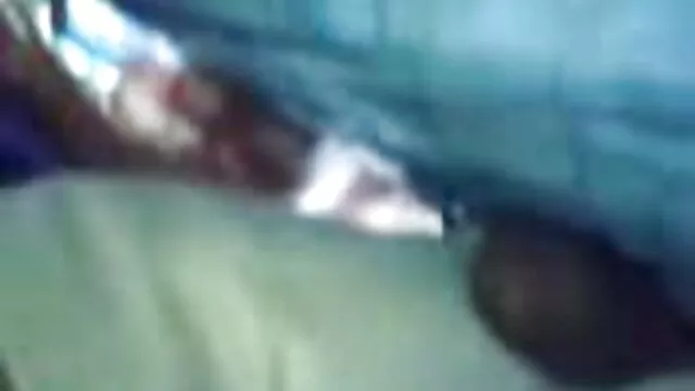 الجبهة البريطانية تحتاج إلى مساعدة في صالة الألعاب الرياضية سكس اخوات اجنبي مترجم - dicked Down