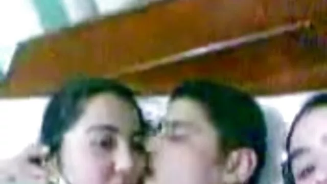 أحمر الشعر إيلا تطالب BootyBlaster! افلام اجنبية سكس محارم