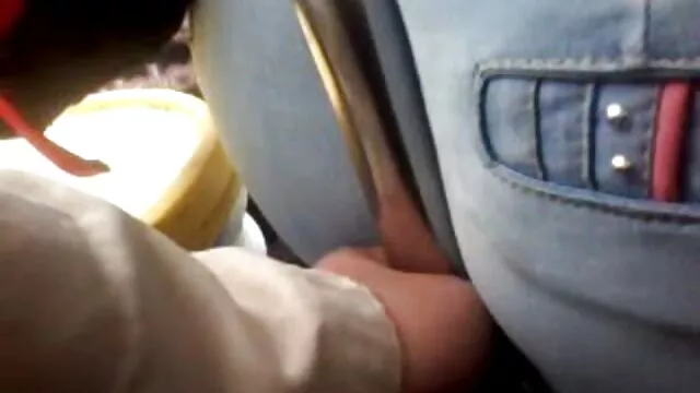تنضم الغرف الشقراء إلى أجهزة الصراف الآلي للحصول على مجموعة سكس اجنبي محارم مترجم من ثلاثة أشخاص
