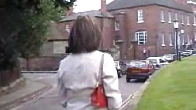 زوجة لينزي سكس محارم اجنبي مترجم تستأجر منزلا للاباحية!