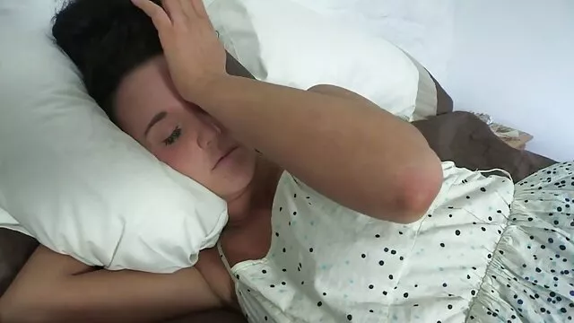 FACIALS4K: هدية عيد ميلاد لمتجرد سكس محارم اجنبى ، عدة علاجات للوجه في PornHD