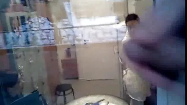 الجمال في سن سكس محارم اجنبي مترجم المراهقة ليز جوردان هو مبتل زلق!