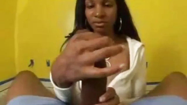 لعب كبيرة قبل بيض سكس محارم اجنبي مترجم ضخم!