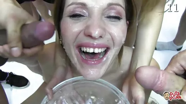 TUSHYRAW الشقراء الصغيرة ليا لي لا تحب شيئًا أكثر سكس اجنبى اخوات من التحديق في pornHD